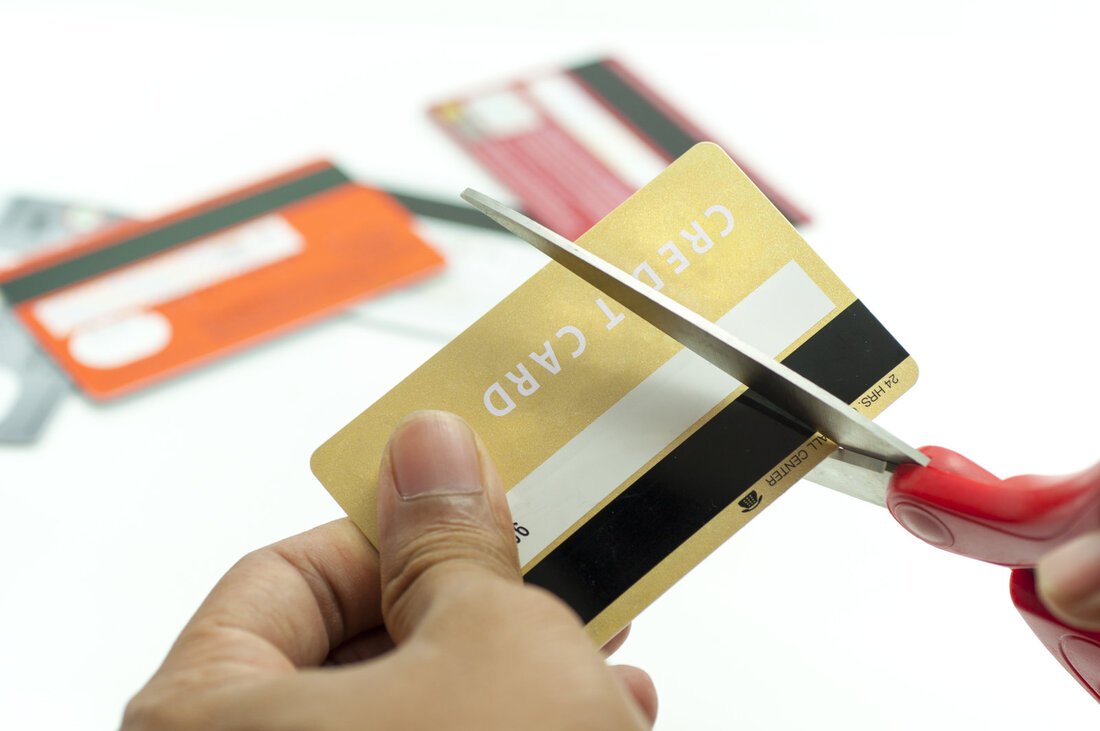 cutting a bunch of credit cards